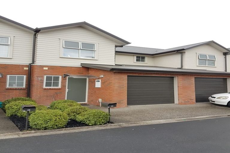 Photo of property in 53 Chiefs Court, Hamilton East, Hamilton, 3216