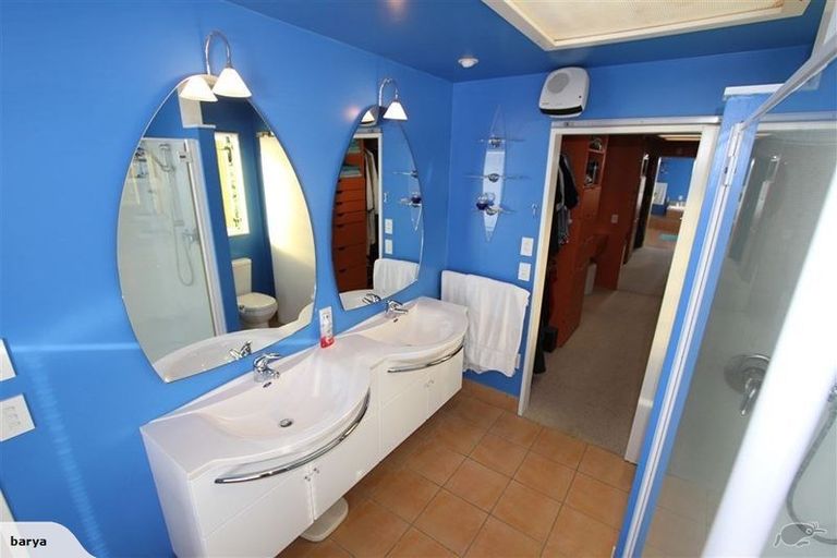 Photo of property in 152 Saint Andrews Road, Plimmerton, Porirua, 5026