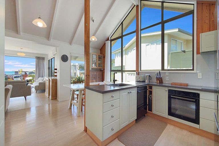Photo of property in 107 Pohutukawa Crescent, Whangamata, 3620