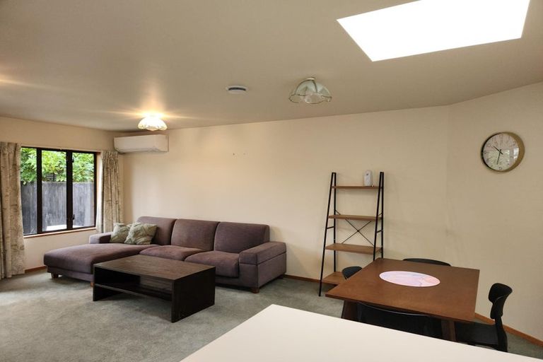 Photo of property in 2/15 Suva Street, Upper Riccarton, Christchurch, 8041