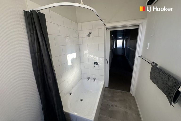 Photo of property in 61 Fitzroy Street, Caversham, Dunedin, 9012