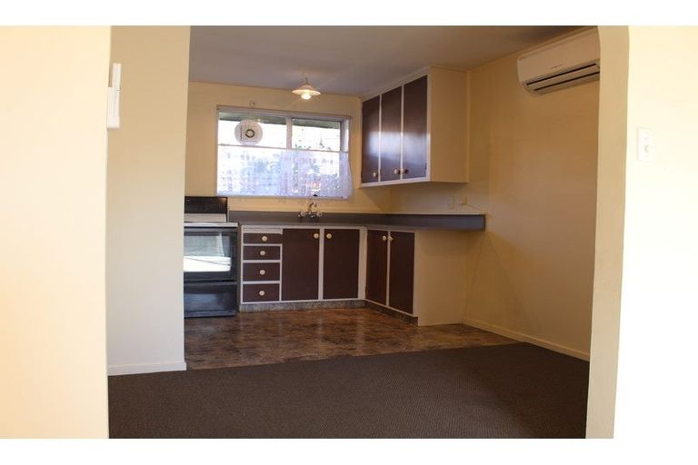 Photo of property in 2/33 Trent Street, Linwood, Christchurch, 8011