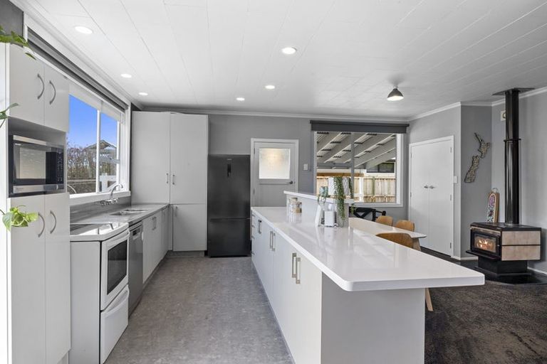 Photo of property in 535 Manutahi Road, Lepperton, New Plymouth, 4373