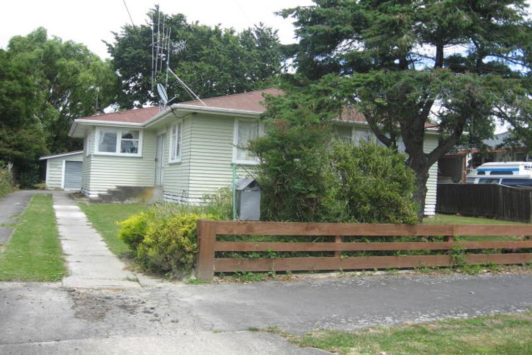 Photo of property in 32 Edward Street, Pahiatua, 4910