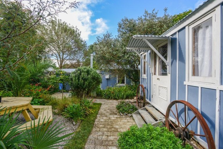 Photo of property in 331 Clifton Road, Te Awanga, 4102