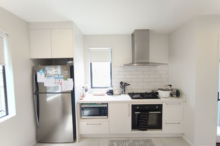 Photo of property in 11 Nuku Place, Manurewa, Auckland, 2102