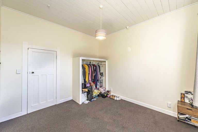 Photo of property in 18 Swiss Avenue, Gonville, Whanganui, 4501