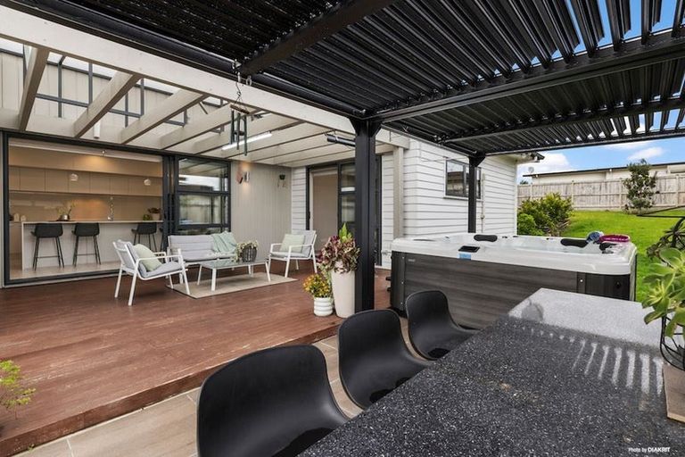 Photo of property in 51 Kahawairahi Drive, Beachlands, Auckland, 2018