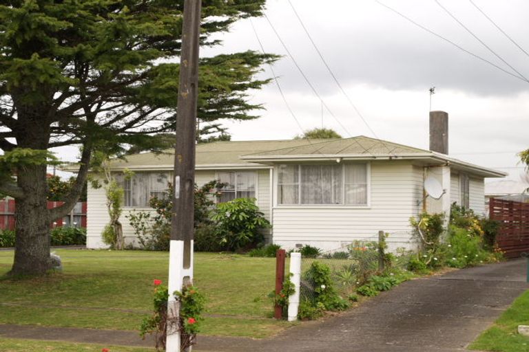 Photo of property in 16 Gardiner Grove, Mangere East, Auckland, 2024