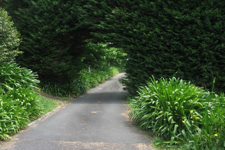 Photo of property in 28 Vernon Road, Minden, Tauranga, 3171