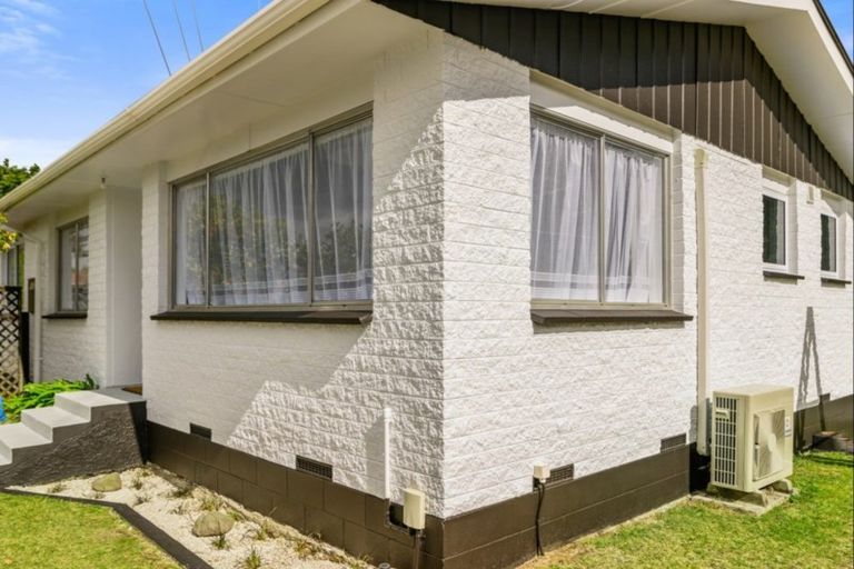 Photo of property in 28a Clyde Street, Utuhina, Rotorua, 3015