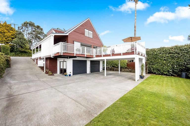Photo of property in 36 Whangaparaoa Road, Red Beach, 0932