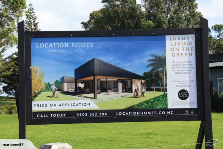 Photo of property in 11 Kotare Drive, Waiwhakaiho, New Plymouth, 4312