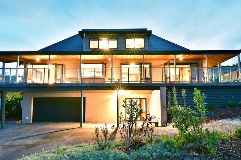 Photo of property in 12 Clansman Terrace, Gulf Harbour, Whangaparaoa, 0930