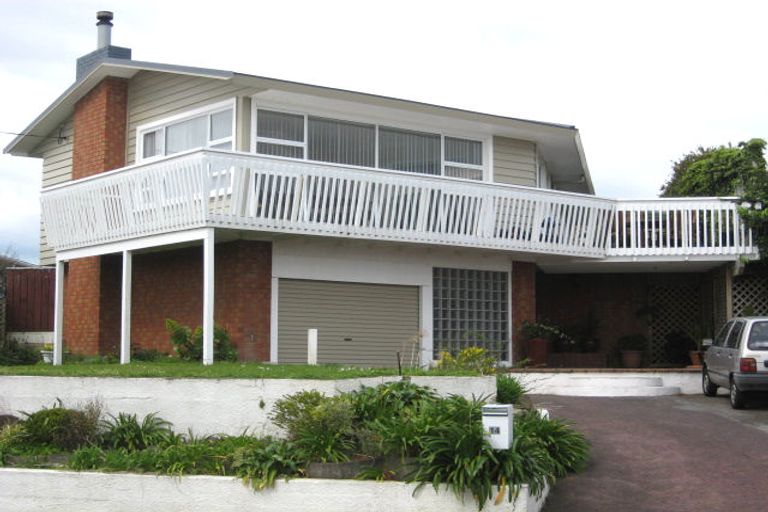 Photo of property in 14 Crownhill Street, Spotswood, New Plymouth, 4310
