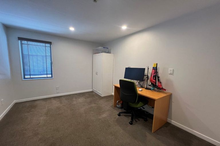 Photo of property in Regent Courts, 3/75 Gloucester Street, Christchurch Central, Christchurch, 8013