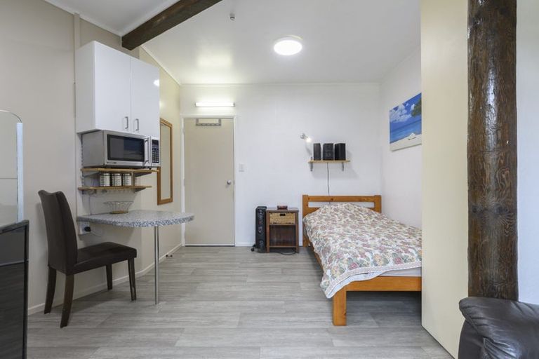 Photo of property in 274 Cambridge Road, Bethlehem, Tauranga, 3110