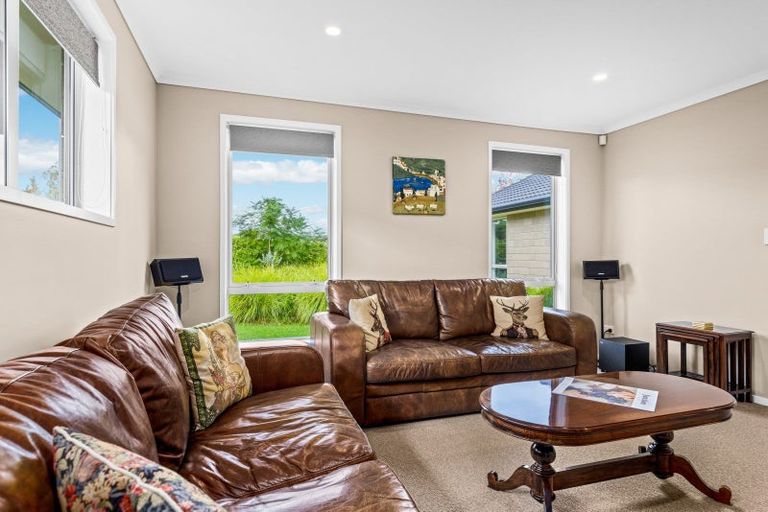 Photo of property in 7 Laly Haddon Place, Matakana, Warkworth, 0985