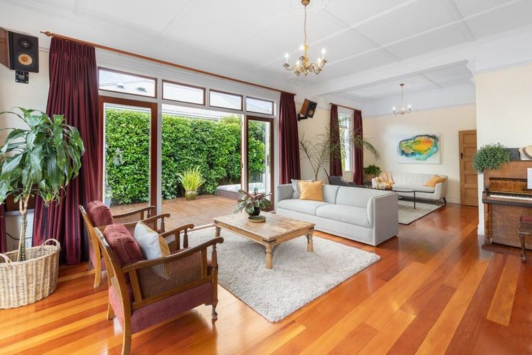 Photo of property in 47 Pine Street, Mount Eden, Auckland, 1041