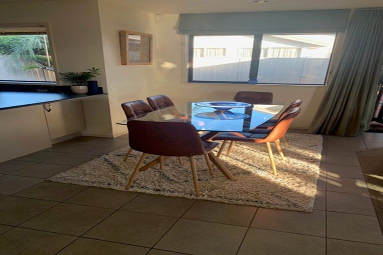 Photo of property in 116 Barbados Way, One Tree Point, 0118