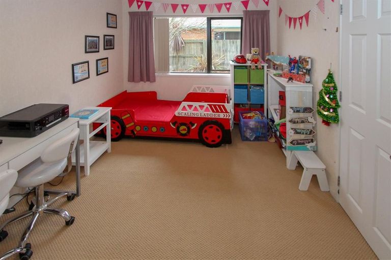 Photo of property in 7 Frame Place, Owhata, Rotorua, 3010