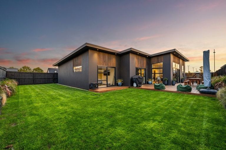 Photo of property in 13 Russ Drive, Lincoln, 7608