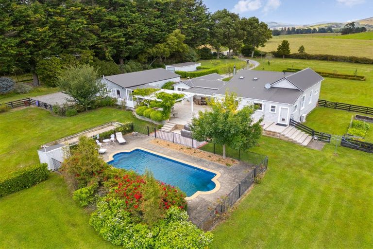 Photo of property in 63 Riversdale Road, Waihakeke, Carterton, 5792