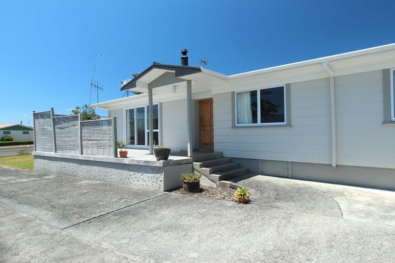 Photo of property in 8 Hawea Place, Tikipunga, Whangarei, 0112