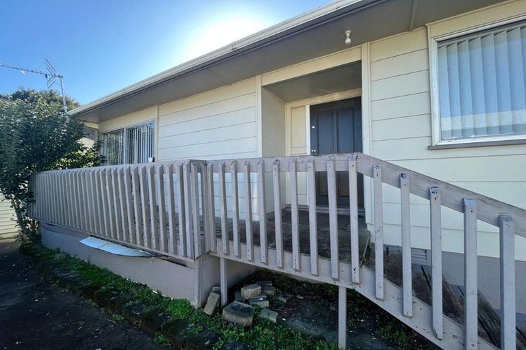 Photo of property in 105 Mahia Road, Wattle Downs, Auckland, 2103