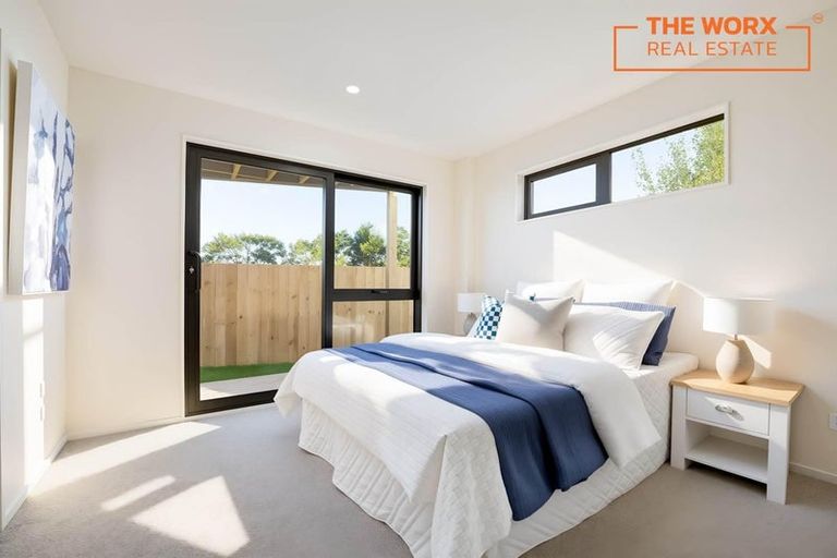 Photo of property in 114a Carnoustie Drive, Wattle Downs, Auckland, 2103