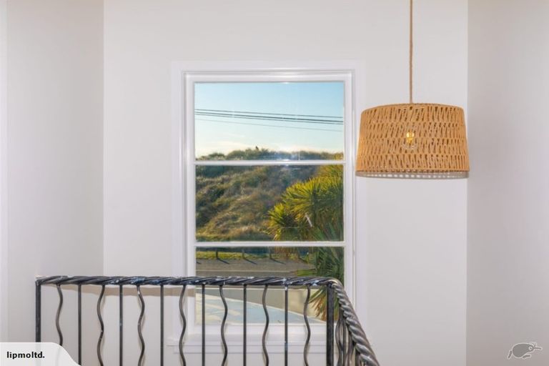 Photo of property in 167 Marine Parade, New Brighton, Christchurch, 8083