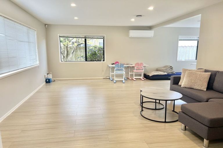Photo of property in 5 Shannon Place, Northpark, Auckland, 2013