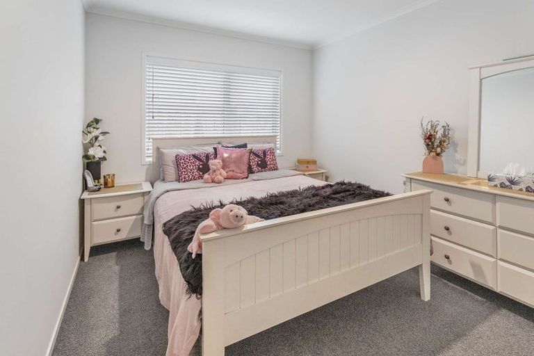 Photo of property in 14 Fuller Street, Papamoa Beach, Papamoa, 3118