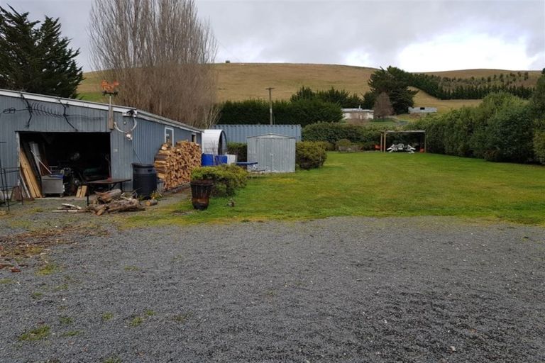 Photo of property in 61 Princes Street, Waikari, 7420