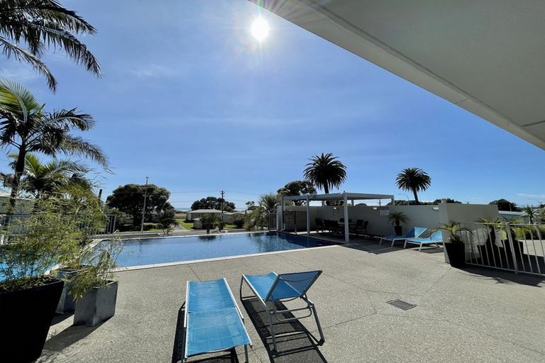 Photo of property in Horizon Apartments, 2/232 Pohutukawa Avenue, Ohope, 3121