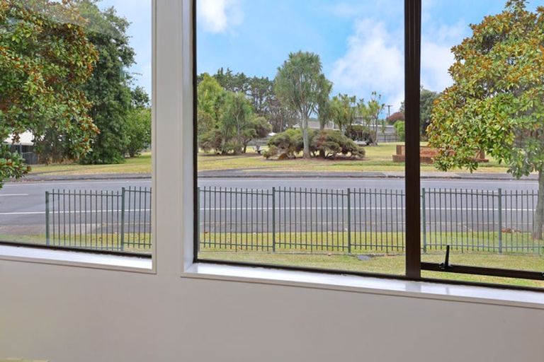 Photo of property in 12 Harvest Drive, Henderson, Auckland, 0612