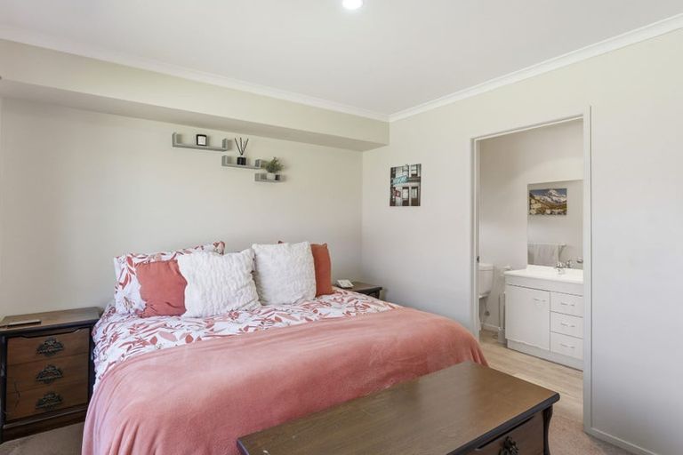 Photo of property in 5 Ahmad Close, Levin, 5510