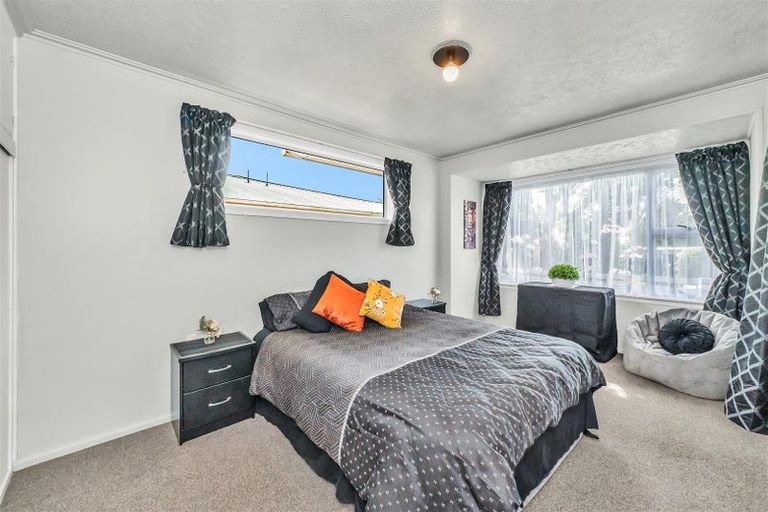 Photo of property in 140 Kendal Avenue, Burnside, Christchurch, 8053