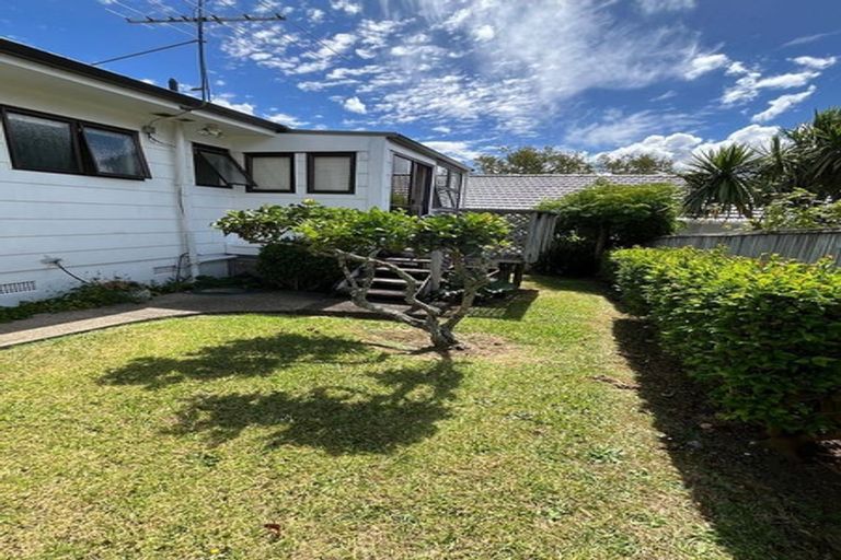 Photo of property in 1/15 Waterloo Road, Milford, Auckland, 0620