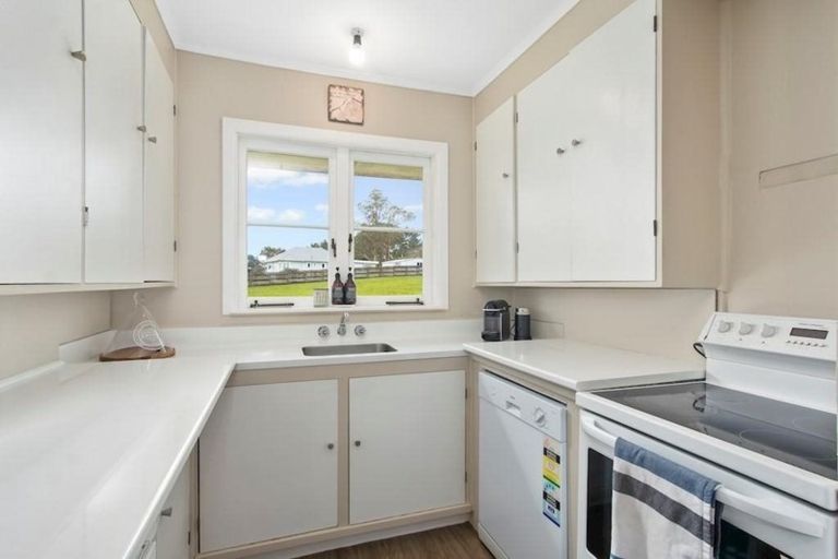 Photo of property in 90 Mcentee Road, Waitakere, Auckland, 0816