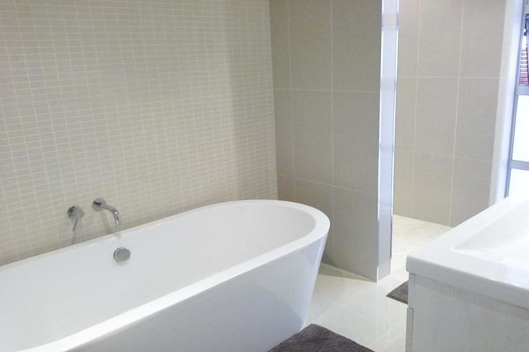 Photo of property in 32d Ainslee Street, Highlands Park, New Plymouth, 4312