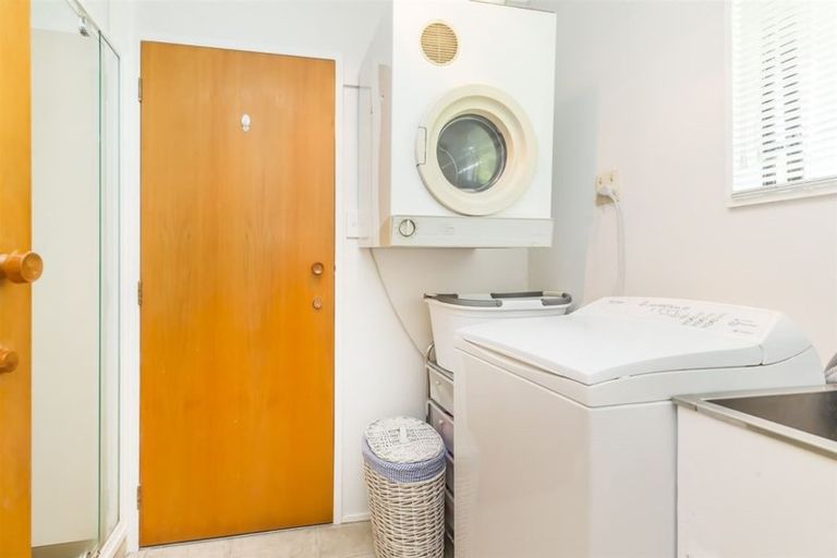 Photo of property in 12 Transom Close, Whitby, Porirua, 5024