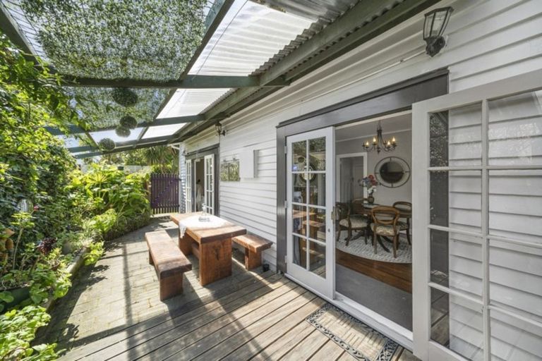 Photo of property in 69 Pine Avenue, Ebdentown, Upper Hutt, 5018