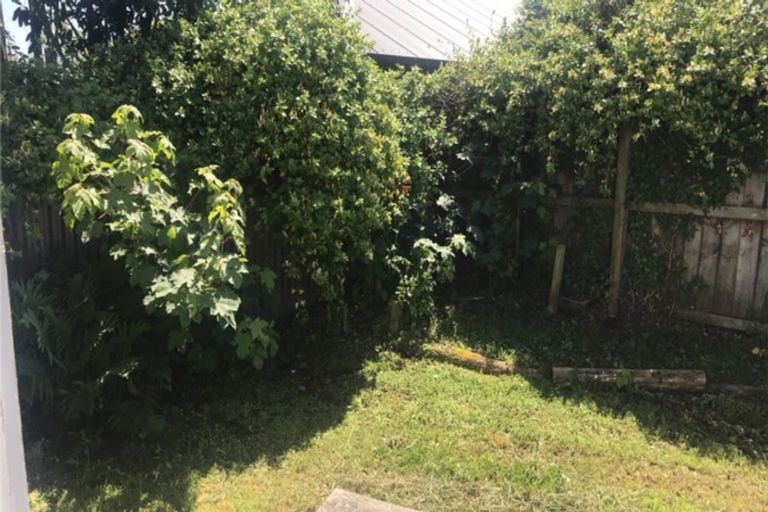 Photo of property in 66 Blake Street, New Brighton, Christchurch, 8061