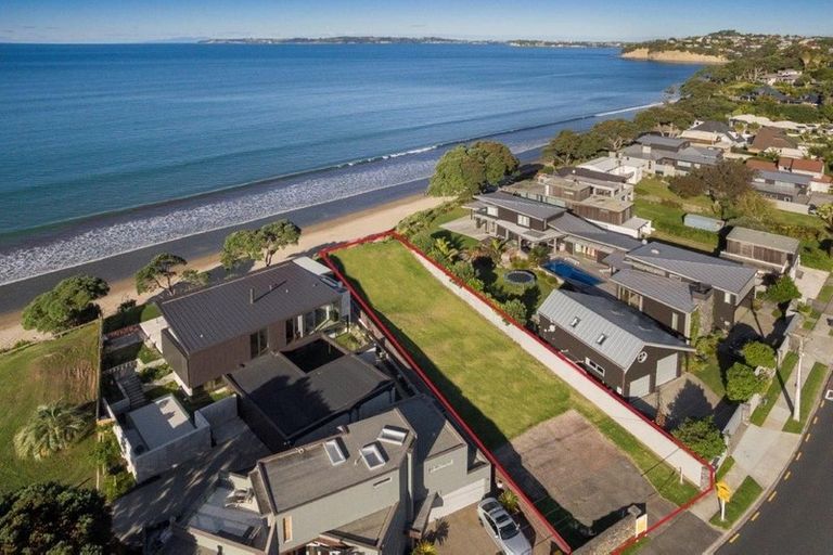 Photo of property in 4a Marellen Drive, Red Beach, 0932