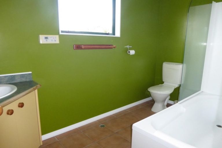 Photo of property in 14 Marjory Close, Broadmeadows, Wellington, 6035