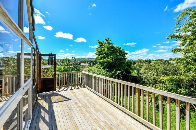 Photo of property in 9 Coulthard Terrace, Opaheke, Papakura, 2113