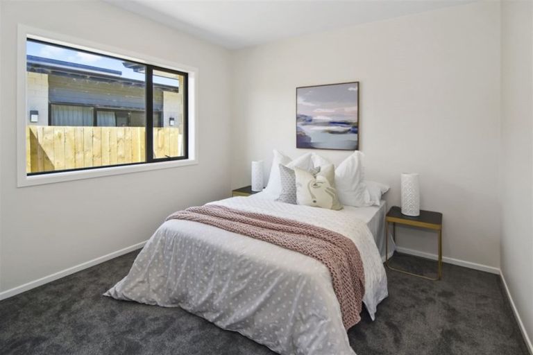 Photo of property in 1 Waikaka Place, Rototuna North, Hamilton, 3210