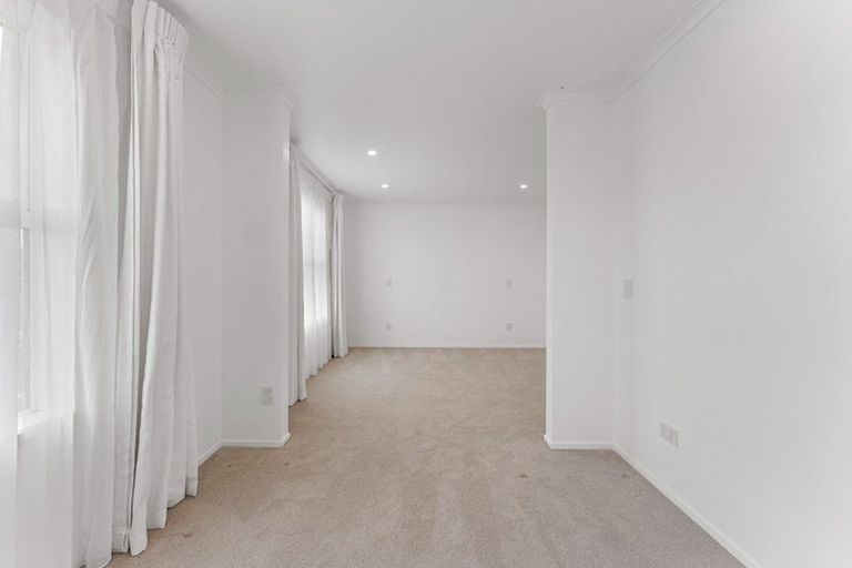 Photo of property in 11 Avon Place, Springvale, Whanganui, 4501