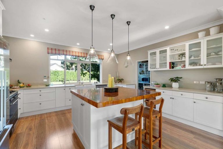 Photo of property in 6 Millbrook Drive, Waiuku, 2683